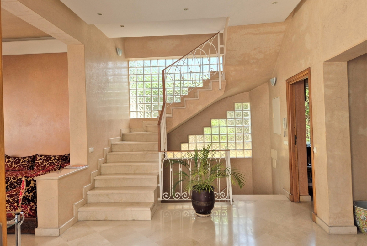 Villa récente Anfa Supérieur proche du golf