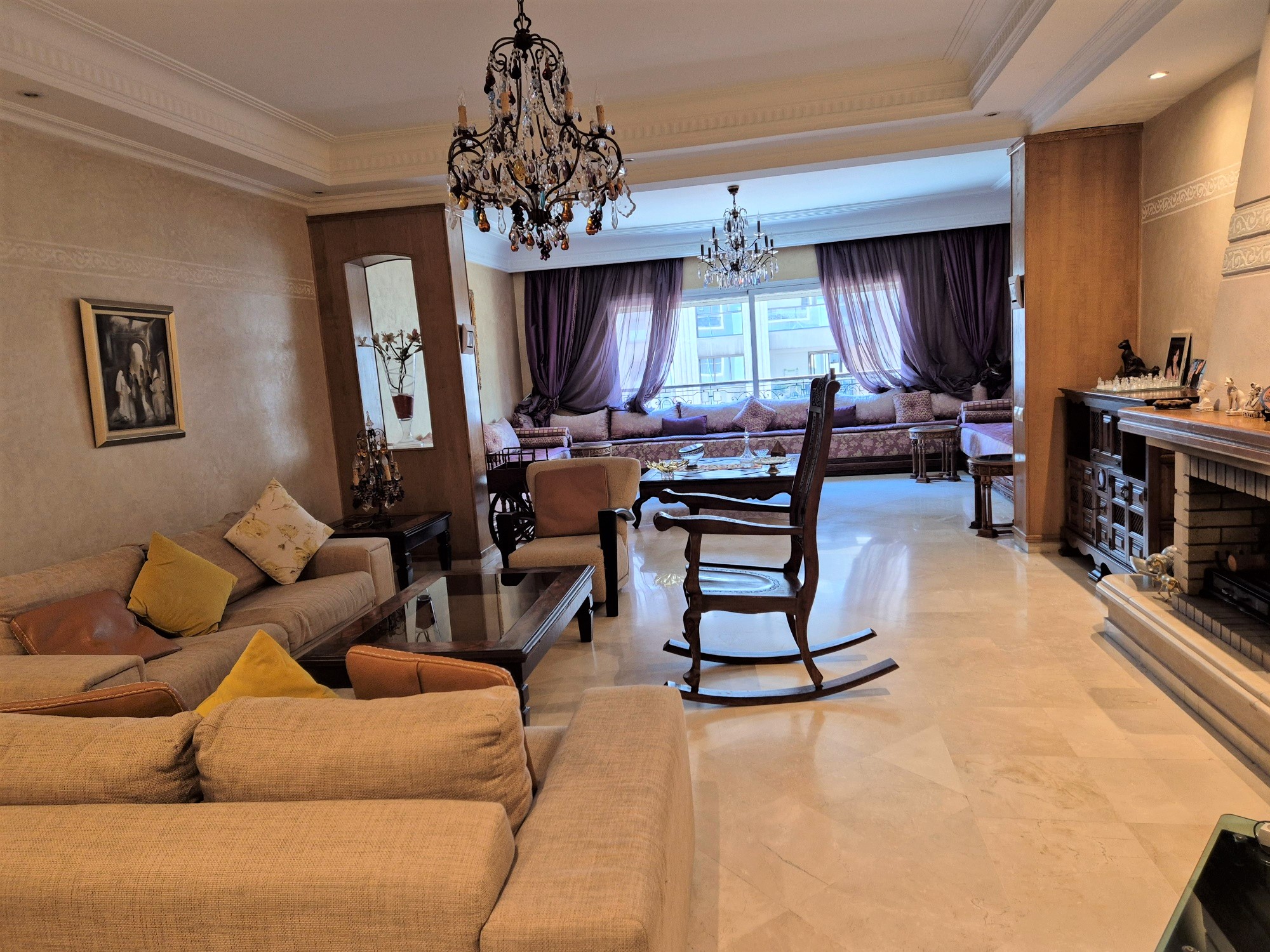 Grand appartement meublé quartier Racine
