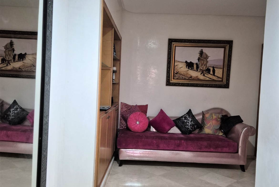 Grand appartement meublé quartier Racine