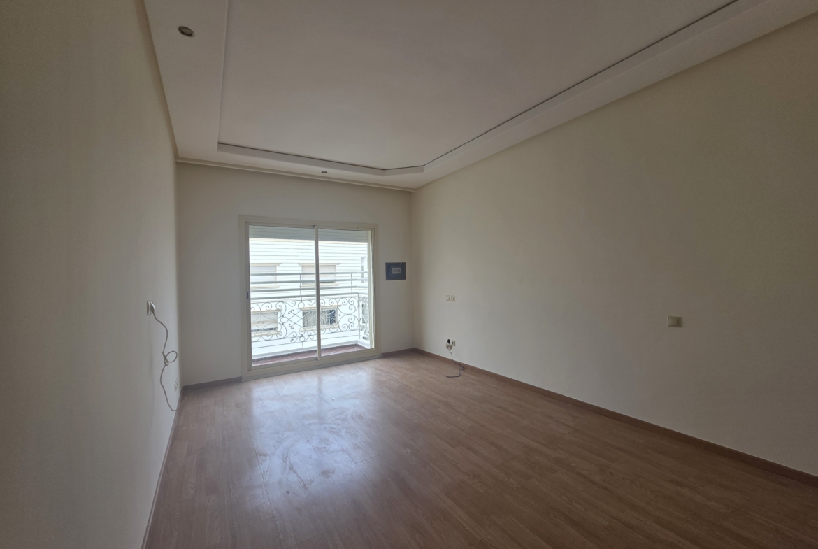Villa en bande avec piscine à Ain Diab