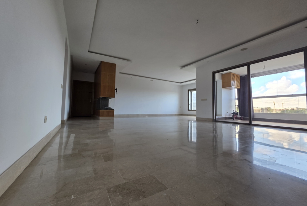 Appartement dernier étage sans vis-à-vis proche CAFC