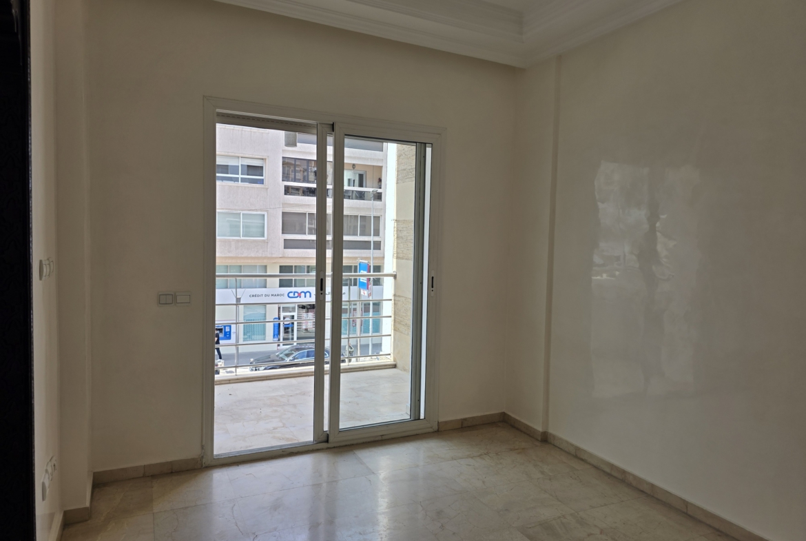 Appartement bien placé au Triangle d’Or