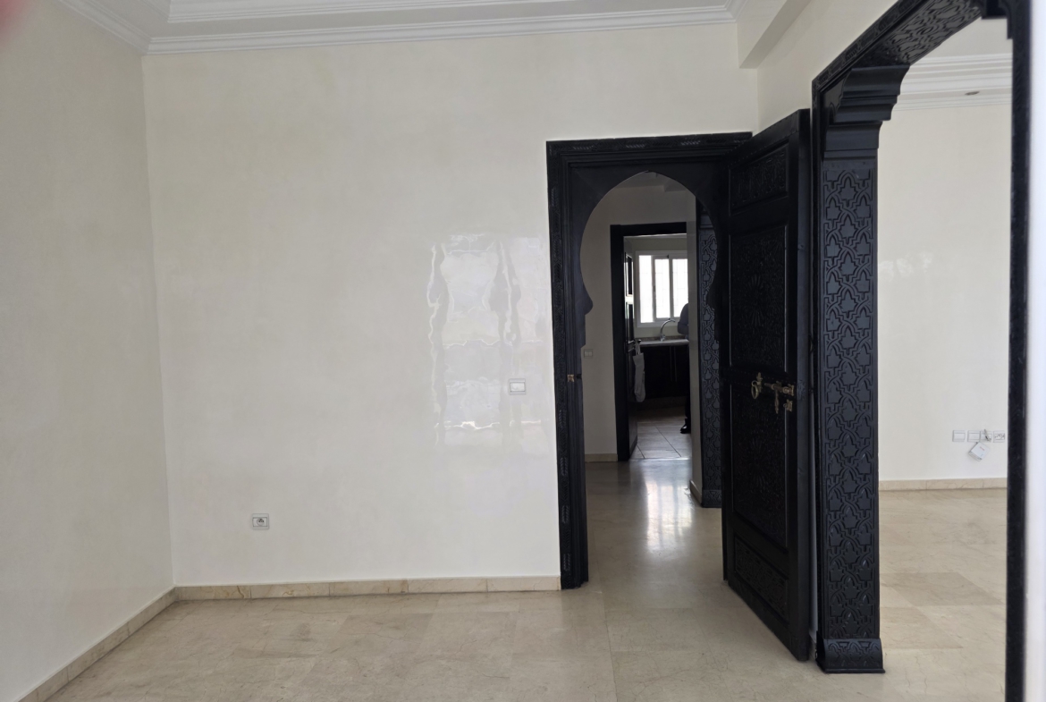 Appartement bien placé au Triangle d’Or