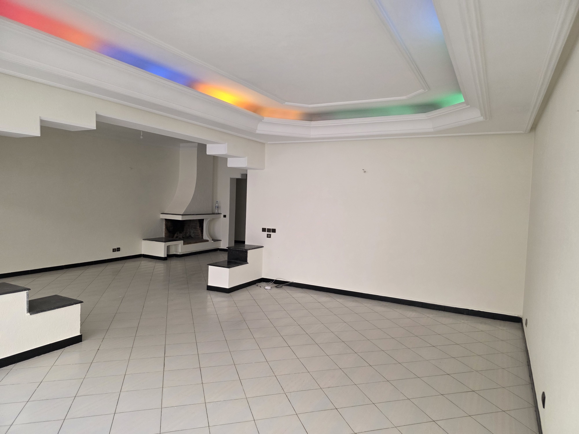Grand appartement à louer à Racine