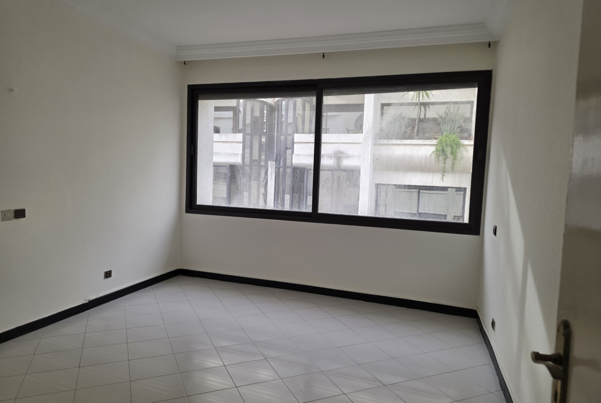 Grand appartement à louer à Racine