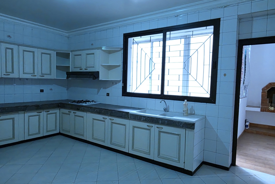 Grand appartement à louer à Racine