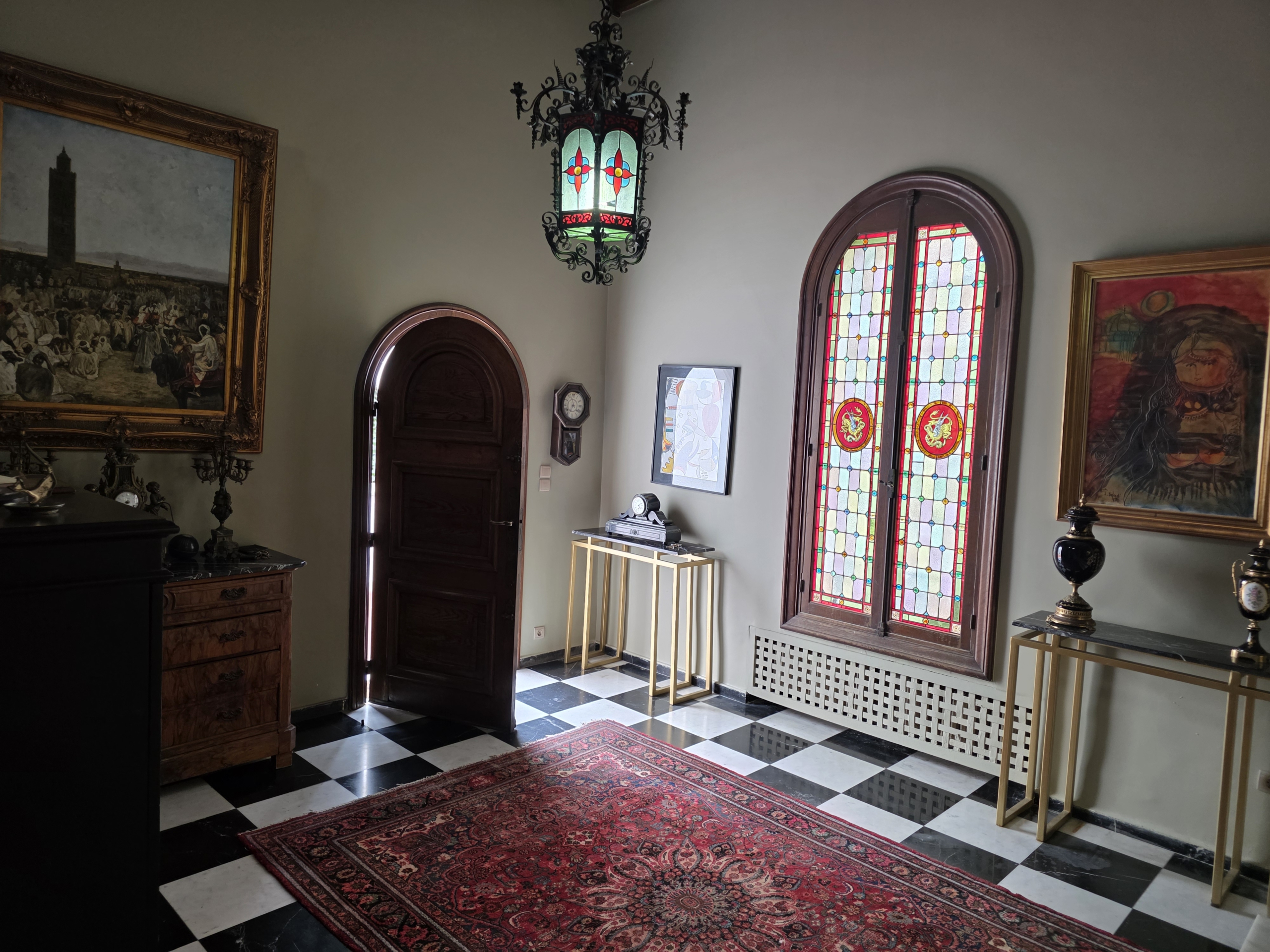 Villa moderne avec piscine sur Abdelkrim Khattabi