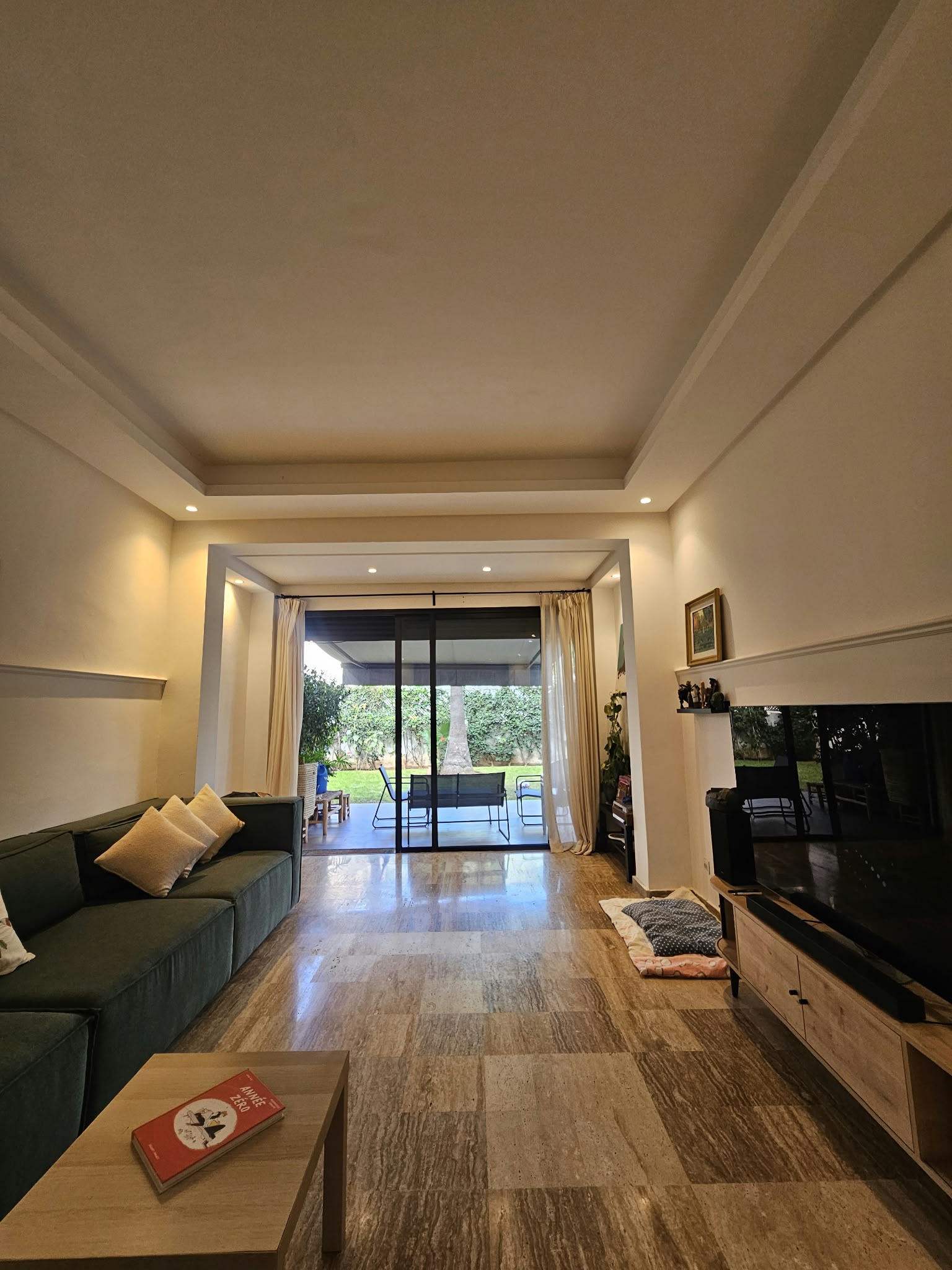 Rez de jardin meublé en résidence à Ain Diab