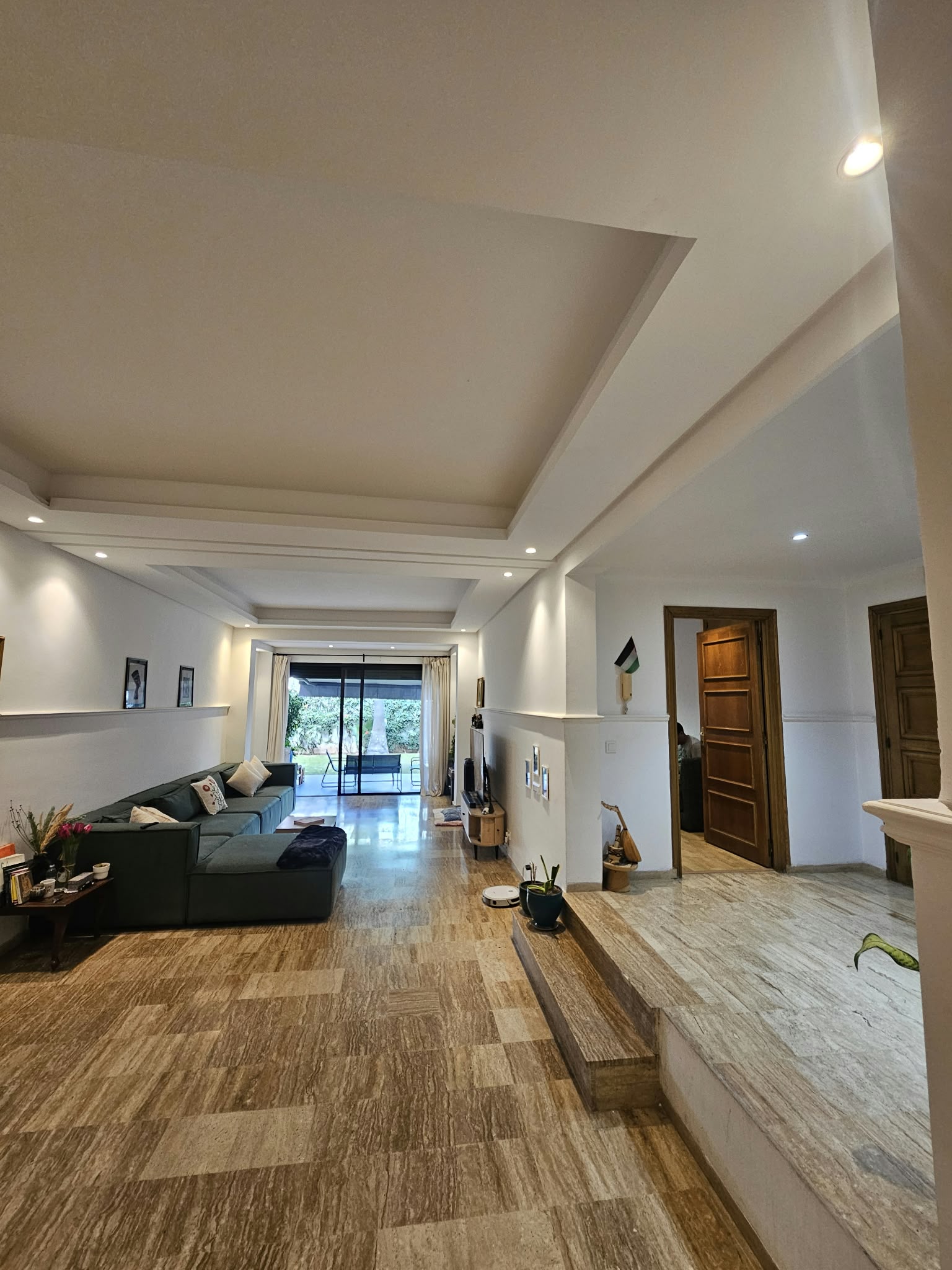 Rez de jardin meublé en résidence à Ain Diab